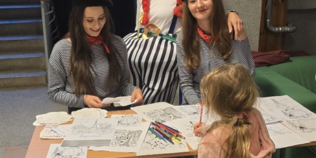 Powiększ grafikę: dzien-otwarty-szkoly-678298.jpg