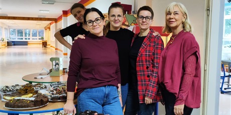 Powiększ grafikę: kiermasz-swiateczny-665652.jpg