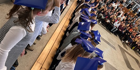 Powiększ grafikę: pasowanie-na-ucznia-650228.jpg