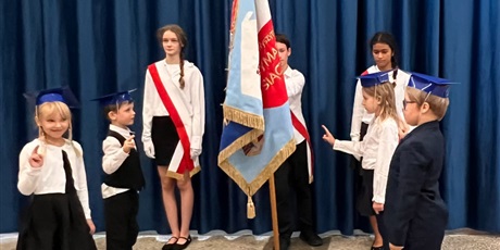 Powiększ grafikę: pasowanie-na-ucznia-650231.jpg