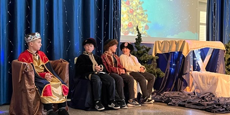 Powiększ grafikę: przedswiateczne-spotkanie-szkolnej-wspolnoty-667565.jpg