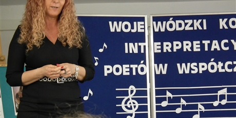 Powiększ grafikę: wojewodzki-konkurs-interpretacyjnych-poetow-polskich-699252.jpg